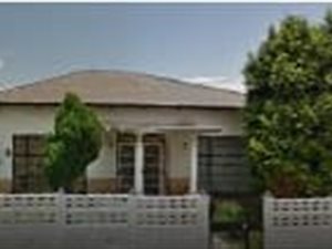 3 Bed House in Regents Park