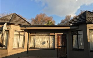 3 Bedroom House in Bellevue
