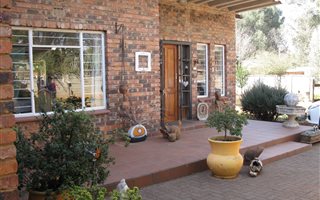 3 Bedroom House in Henley on Klip
