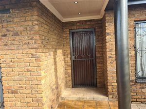 3 Bed House in Geluksdal