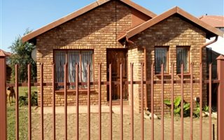 2 Bedroom House in Philip Nel Park