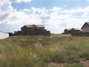 768 m² Land available in Wild Olive Estate