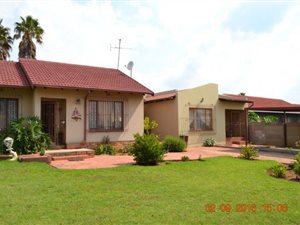 3 Bedroom House in Dalpark