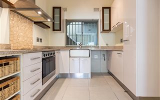 2 Bedroom Apartment in Green Point