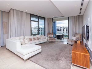 3 Bed Apartment in Waterfront