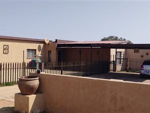 1.7 ha Farm in Hillside AH