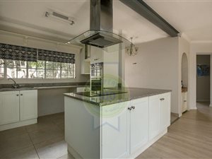 2 Bed Apartment in Bryanston East