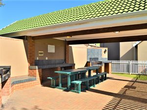 2 Bed Townhouse in Benoni North