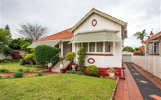 3 Bedroom House in Glenwood