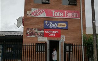 298 m² Commercial space in Mobeni
