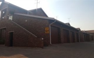 2 Bedroom Townhouse in Beyers Park