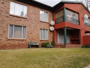 3 Bed Townhouse in Rangeview