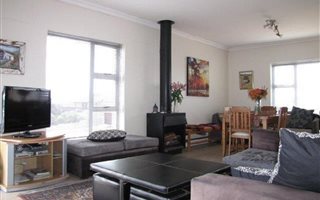 3 Bedroom Apartment in Melkbosstrand
