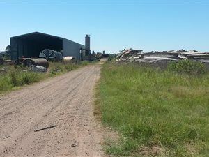 1810 m² Land available in Cato Ridge