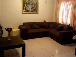2 Bed House in Pelikan Park