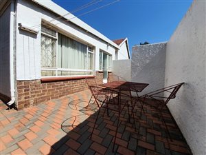 1 Bed Apartment in Northcliff