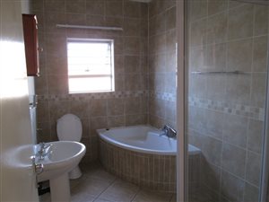 3 Bed Townhouse in Arboretum
