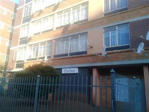 2.5 Bed Apartment in Muckleneuk