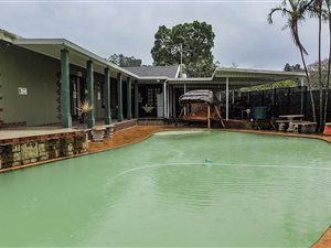 7 Bedroom House in New Germany