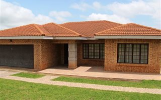 3 Bedroom House in White River