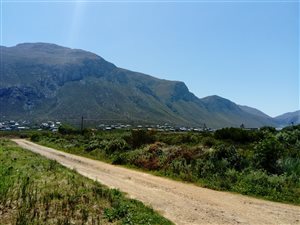 600 m² Land available in Bettys Bay