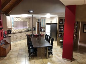 4 Bed House in Rothdene