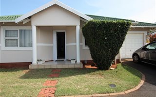 3 Bedroom Simplex in Somerset Park