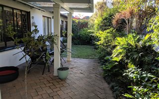 2 Bedroom Simplex in Cowies Hill
