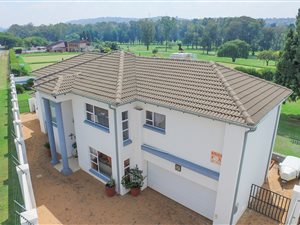 3 Bedroom Cluster in New Redruth