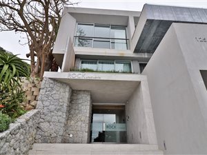 3 Bed Apartment in Camps Bay
