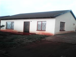 2 Bed House in Sebokeng Zone 17