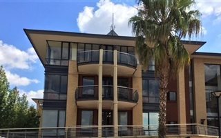 551 m² Commercial space in Constantia Kloof