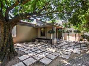 2 Bed House in Matumi Estate