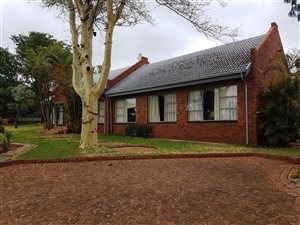 4 Bed House in Strydfontein and surrounds