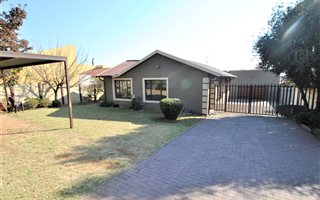 3 Bedroom House in Elandspark