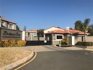 3 Bedroom Apartment in Barbeque Downs