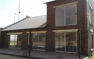 19 ha Farm in Nigel