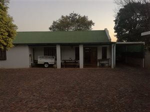 2 Bed Garden Cottage in Florida