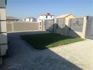 2 Bed House in Blue Hills