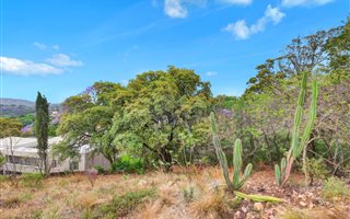 2300 m² Land available in Westcliff