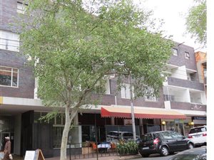 2 Bed Apartment in Parktown North