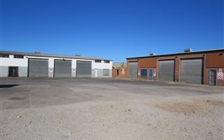 2000 m² Commercial space in Perseverance Industrial