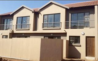 3 Bedroom Townhouse in Raslouw
