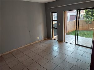 2 Bed Apartment in Vanderbijlpark SE