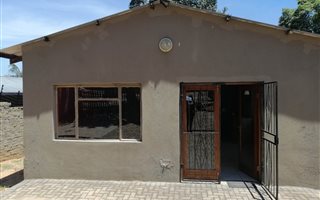 3 Bedroom House in Sonheuwel