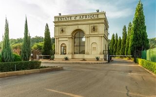 595 m² Land available in Estate D Afrique