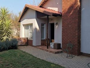 3 Bed House in Birch Acres