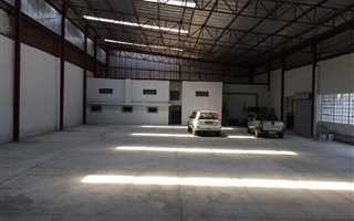 850 m² Industrial space in Wynberg