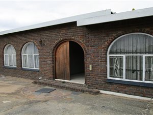 4 Bed House in Parktown Estate