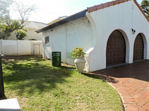 1 Bed Garden Cottage in Umhlanga Rocks
